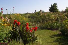 Les Jardins De Coursiana Deco Jardin Jardins Decoration Outdoor