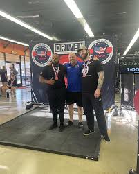 Just one rep? 😤 Alright for the tldr people Good overall meet, really  happy with how it went and how I preformed. Squat-463 Bench-248 Dead-523  For you lifting nerds, I talk about