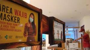 Gm label big perhatian area wajib masker perhatianarea. Staf Hotel Dipukul Pria Tak Dikenal Tegur Pengunjung Tak Pakai Masker Tamu Atas Nama Dprd Jabar Tribun Jabar