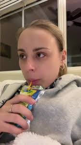 Anna Cloud's Instagram, Twitter & Facebook