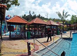 Tempat menarik di johor : Pengalaman Bersuka Ria Di Bukit Gambang Waterpark Kuantan Pahang Husniey Husain