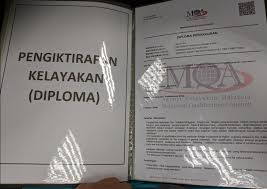 Skrol dan transkrip akademik untuk ijazah sarjana muda bagi calon yang memiliki kelayakan sarjana/ doktor falsafah. Surat Pengiktirafan Kelayakan Ijazah Sarjana Muda Tips Menduduki Temu Duga Spp Pegawai Perkhidmatan Kerajaan Melalui Surat Pekeliling Perkhidmatan Bil 8 Tahun 2007 Telah Mengiktiraf Kelayakan Di Tonitomat