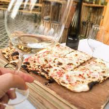 La Tarte Flambee La Traditionnelle Recette De Flammekueche Par Un Chef D Alsace Recette De Flammekueche Flammekueche Recettes De Cuisine