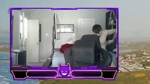 streamer accidentally leaves his stream on - ThisVid.com