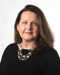 Elizabeth Breeden's Instagram, Twitter & Facebook