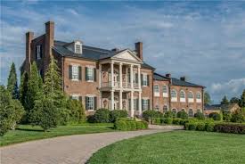 This home has 2 lots (tax id: 10 Of The Most Expensive Tennessee Lake Homes