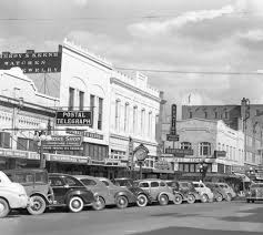 Looking Northeast On State Street In Salem Oregon 1941 Ben Maxwell Collection Oregon Travel Oregon Salem Oregon