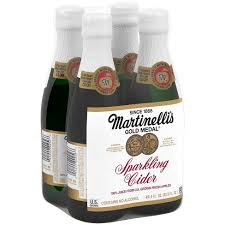 Martinelli's gold medal premium 100% juices are made from the finest varieties of u.s. Martinelli S Sparkling Cider 4pk 8 4 Fl Oz Mini Glass Bottles Target