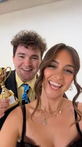 Riley's Support For Maya Hart