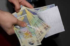 Urmează calculul punctajului anual, prin adunarea sumelor din fiecare lună şi împărţirea lor la 12, formulă care se repetă pentru fiecare an de. Valoarea Punctului De Pensie Vezi Cum Se CalculeazÄ Pensia Avantul Liber