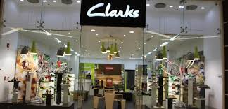 Clarks, paso atrás: cerrará la única fábrica que tiene en Reino Unido |  Modaes.es