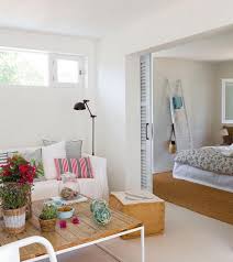 Como Decorar Un Mini Apartamento De Verano De 37 M2 Decorar Casas Pequenas Casa De Verano Apartamentos