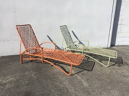 Since it's founding by robert brown and hubert jordan in pasadena, ca in 1945, brown jordan has offered best in class products for refined, relaxed and luxurious outdoor living. 2 Brown Jordan Tamiami Adjustable Chaise Lounge Pool Patio Chair Mid Century Modern Outdoor Furniture Vintage Vinyl Lace Strap Mid Century