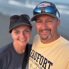 Only people with an IQ of 140 can find all 5 differences. PAMELA  PAMELAB.NAPALAN B. NAPALAN MN UWW Hard Tried Found