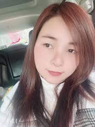 Who owns the comic book store