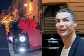 See more of cristiano ronaldo on facebook. Cristiano Ronaldo Cette Voiture A 180 000 Cadeau Pour Son Anniversaire