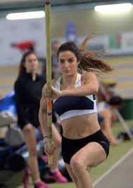Le saut à la perche est une épreuve d'athlétisme faisant partie des sauts. Clermont Sports Charlotte Gaudy 10e Aux Universiades 2019
