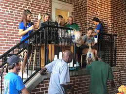 St Mary S Soup Kitchen On Twitter Today The Soup Kitchen Was Filled With Tiger Spirit Thanks To These Lovely Ladies With Memphispom And Uofmtigerscheer We Loved Having Y All Volunteer With Us Gotigersgo