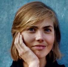 Ellen Akin's Instagram, Twitter & Facebook