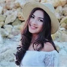 Dalam dunia acting, maureen merupakan aktris yang tergolong sebagai pendatang baru. Pin On Foto Selebriti