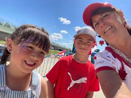 So much fun at Leduc public library today! I saw some familiar faces and  met lots of new friends.#marylambertmusic #singoutsummerfun  #leducpubliclibrary #librarytour2024