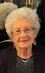 Carol Penton's Instagram, Twitter & Facebook