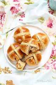 Hot Cross Buns Petits Pains Anglais De Paques Un Dejeuner De Soleil