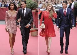 Ha sido todo un acierto, las invitaciones un lujo que está sorprendiendo a nuestros invitados, y el sello quedó fenomenal. La Selecta Lista De Invitados A La Boda De Maria Colonques