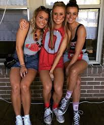 This last outfit is the most dressy of these seven looks. Pin By Logan Mclaughlin On T1a Ohio State Football Outfits Ohio State Outfit Gameday Outfit