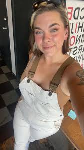 Roommate Wanted in Minneapolis for Social and Outdoor Enthusiast