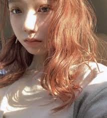 4オレンジベージュ 最新夏のヘアスタイルは透け感が重要
