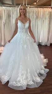 Genau richtig für deine traumhochzeit❤️ gesehen bei. Brautkleid Prinzessin Video Brautkleid Prinzessin Braut Hochzeitsfeier Kleider