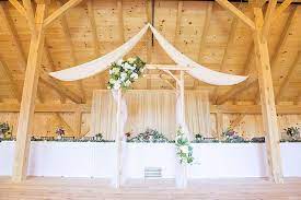 The Barn At Pleasant Acres Wedding Venue In Saint Leonard Maryland Head Table Wedding Reception Decorations Wedding Venues Toronto Inexpensive Wedding Venues