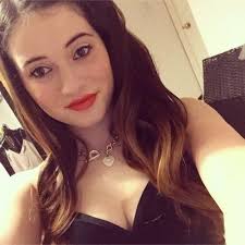 Elinor Rees-Jones (@ElinorReesJones)