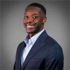 Kris Mathew's Instagram, Twitter & Facebook