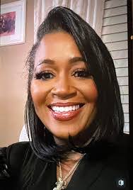 Charles Loe's Instagram, Twitter & Facebook