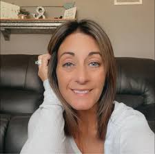 How to repel bugs from pool areas?