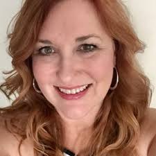 Kim Beilfuss's Instagram, Twitter & Facebook