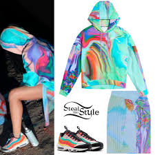 Rihanna's savage x fenty celebrates fearlessness, confidence and inclusivity. Rihanna S Clothes Outfits Steal Her Style