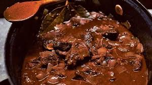 Gulasch Tim Malzer Rezepte Rindergulasch Rezept Kochrezepte