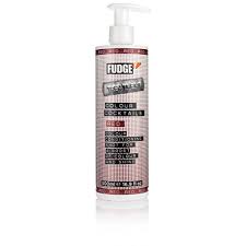 Combine the correct amounts of developer and hair dye together in a plastic bowl. Fudge Colour Cocktail Red 500 Ml Amazon De Beauty