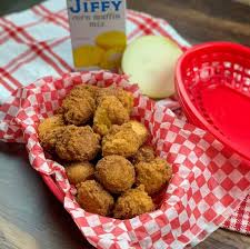 With 296 calories per 100 grams, hush puppy would be considered a medium calorie density food. Jiffy Cornbread Hush Puppies Back To My Southern Roots