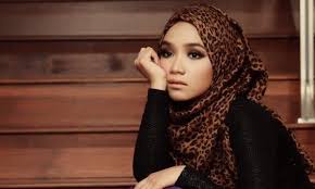 Top 10 artis wanita cantik malaysia 2019 mp3 duration 8:52 size 20.29 mb / best best tv 1. Alhamdulillah Senarai Artis Malaysia Yang Telah Berhijrah Bertudung Azhan Co
