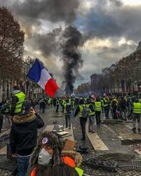 L Echelle De Jacob Les Francais Nous Montrent La Voie Revolution France Gilet Jaune