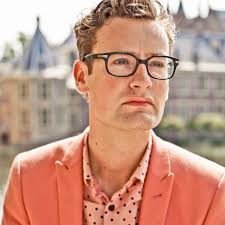 Het interview bij de wereld draait door is ook aan te raden. Uniek Vlot Beschadigd Splinter Chabot Over Zijn Weg Naar Zelfacceptatie Gaykrant