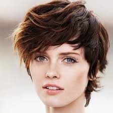 Coiffure visage rectangulaire femme symcalica coiffure visage rond coupe visage carré femme 2013 coupe visage rectangle femme coiffure pour visage. Quelle Coupe Courte Adopter Suivez Le Guide Avec Les Stars