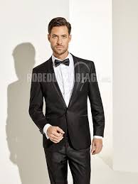 Vous cherchez un costume homme d'une qualité exceptionnelle ? Costume Homme Mariage Pas Cher Costume A La Main Et Sur Mesure Robe2011187 Robedumariage Com