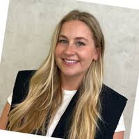 400+ ملفًا شخصيًا يحتوي على “Devey”