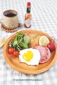 朝カフェレシピ 目玉焼きのっけハムステーキ ケチャップライスワンプレート ａｙａｎｏ式 おとなごはん こどもごはん ハムステーキ ワンプレート レシピ