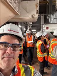 Dennis Naumann's Instagram, Twitter & Facebook